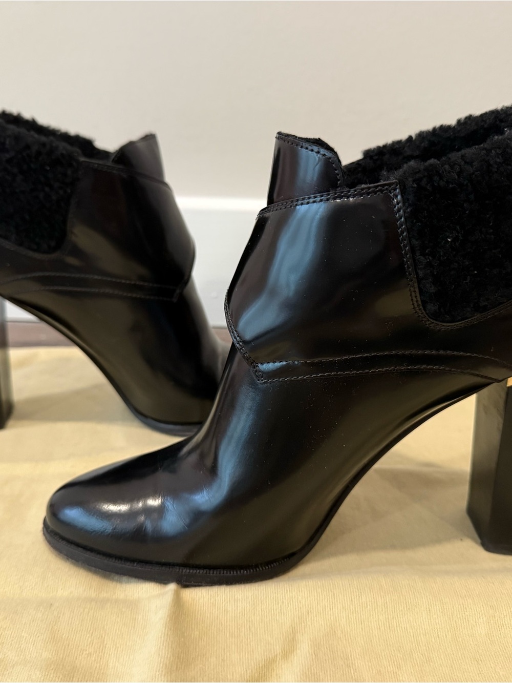Burberry Black Leather Shearling-Cuff Buckle Ankle Booties - Picture 8 of 9